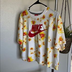 Nike Crop Top